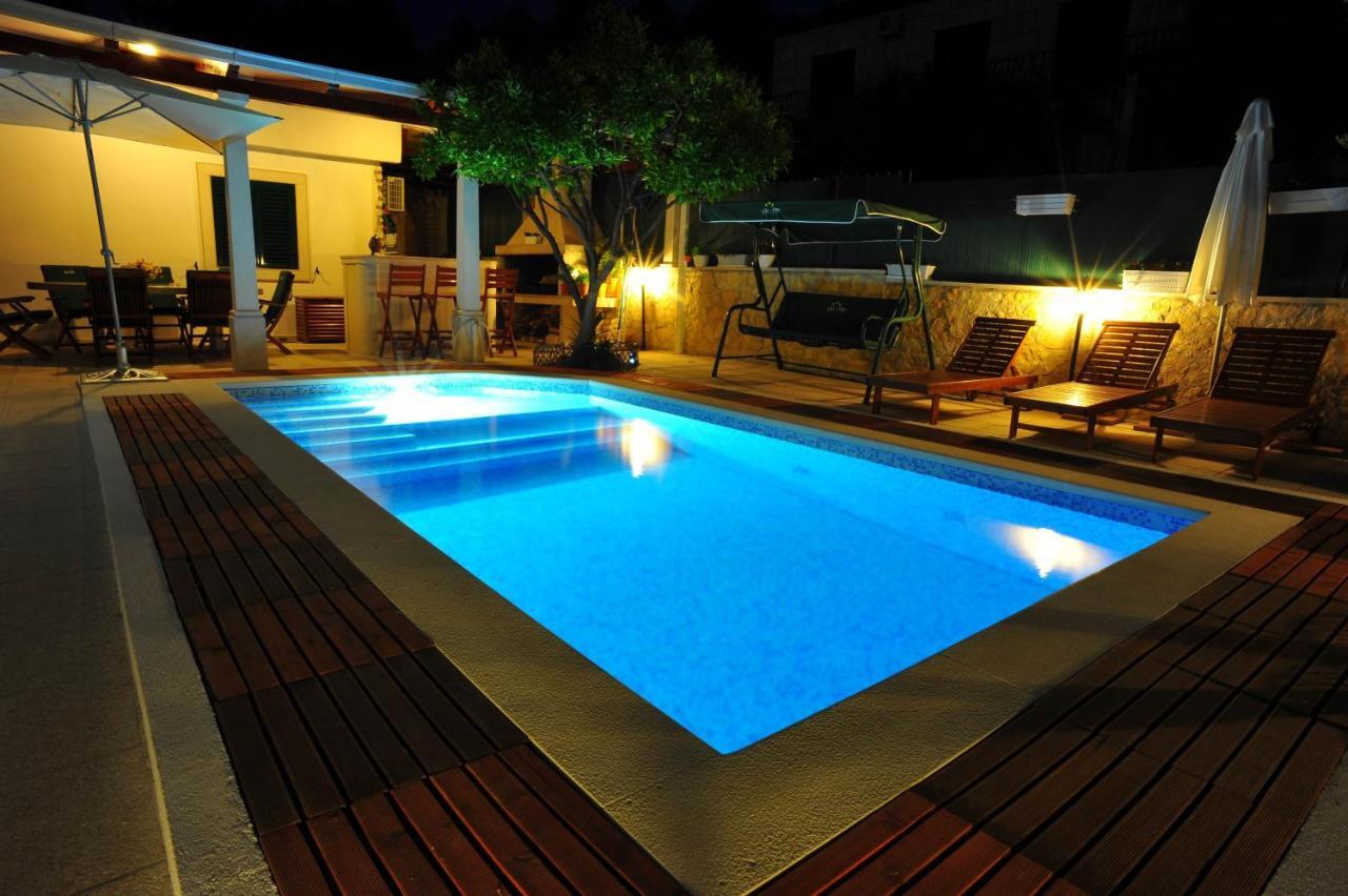 Villa Anni Sutivan Exteriér fotografie