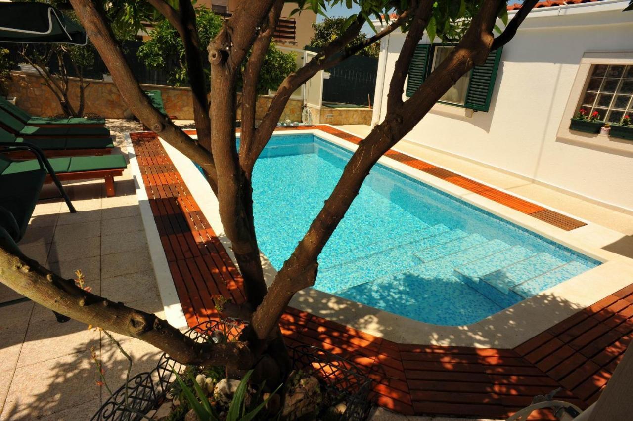 Villa Anni Sutivan Pokoj fotografie