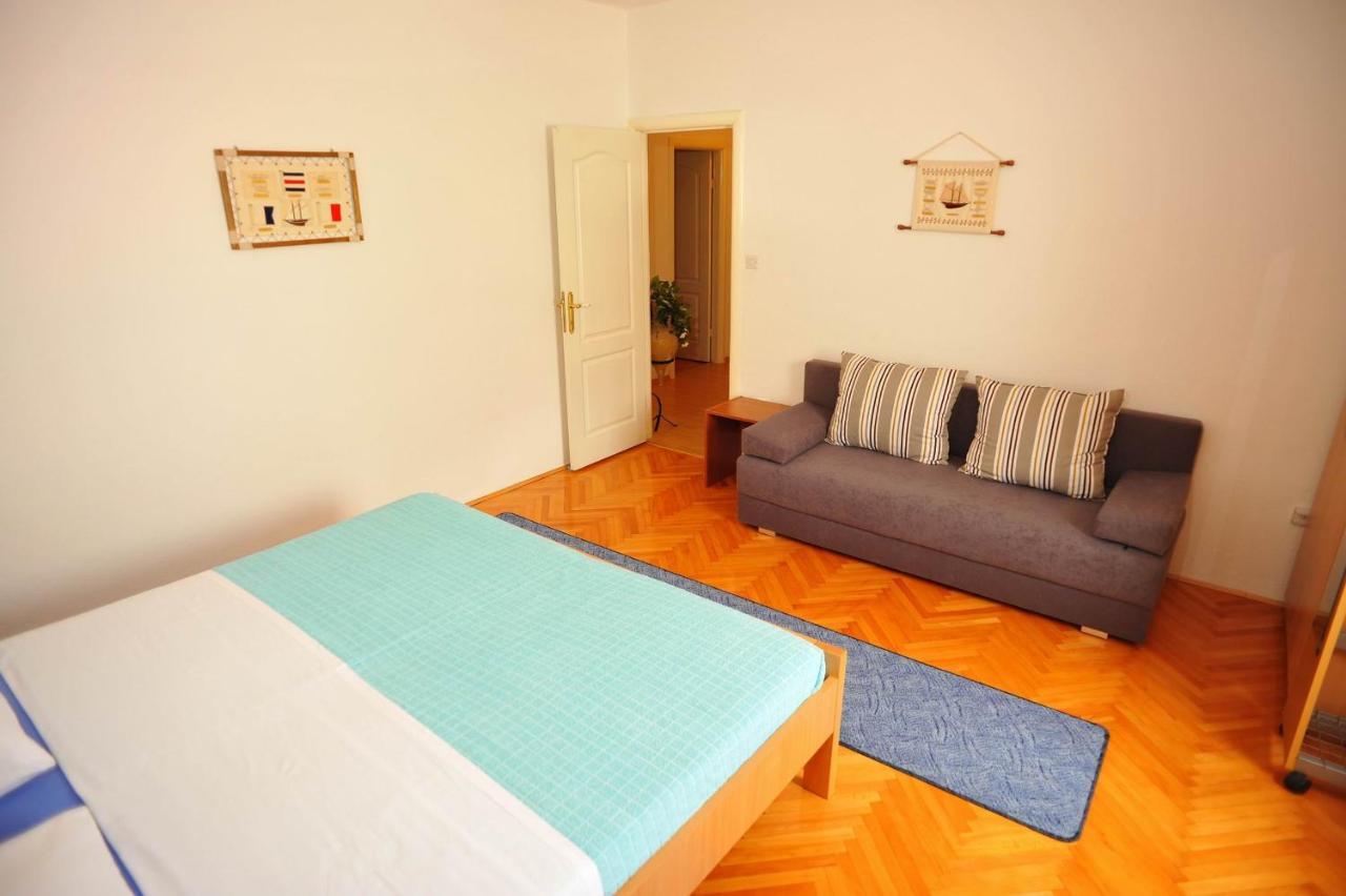 Villa Anni Sutivan Exteriér fotografie
